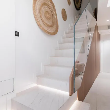 Luxueux Duplex 8p - Marais Avec Cinema アパート パリ