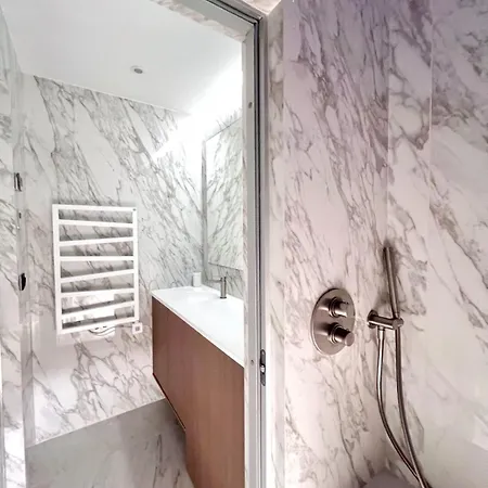 Luxueux Duplex 8p - Marais Avec Cinema アパート パリ
